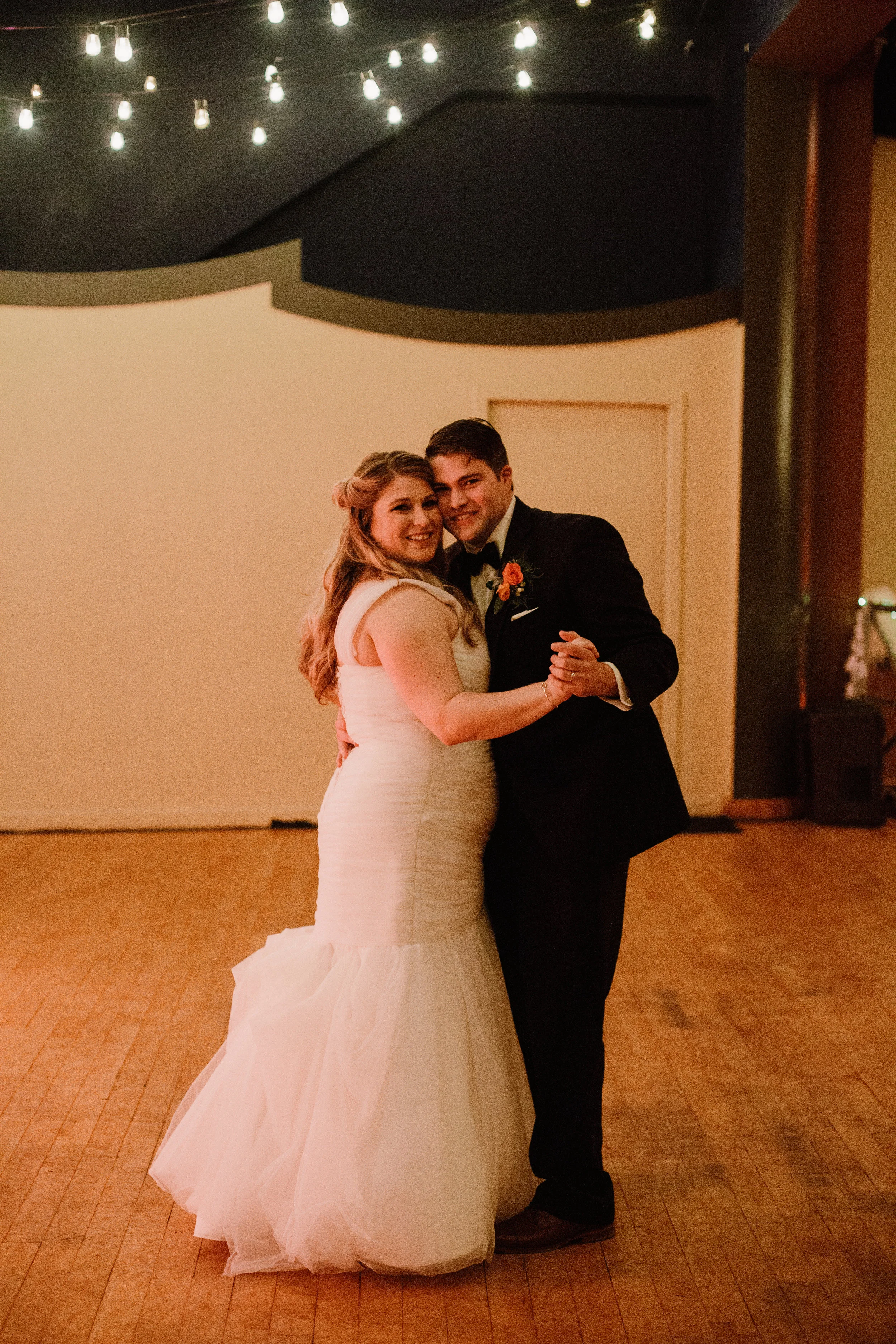 Mikala&Isaac-Dancing-8.jpg