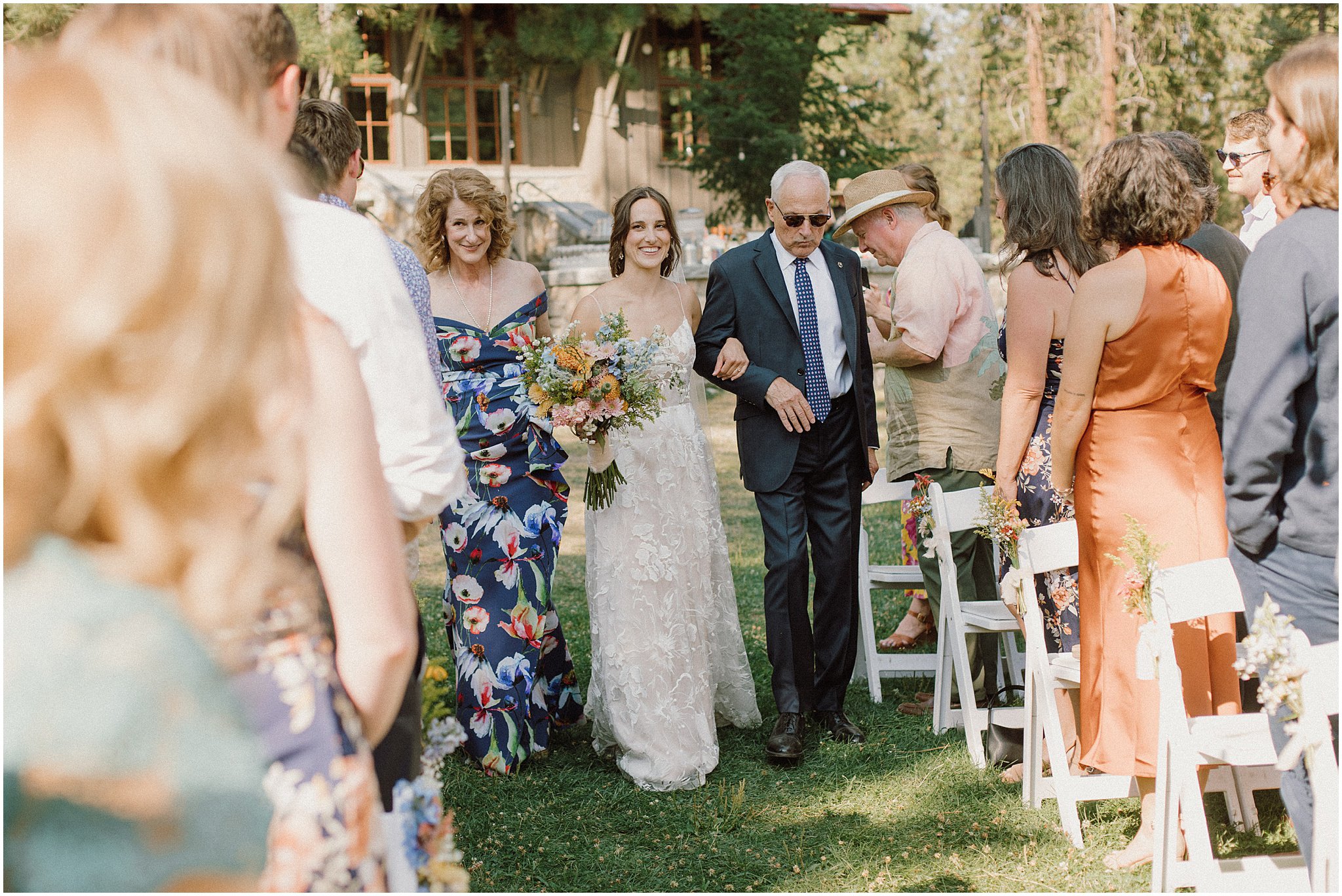 Quinn and Evan Sleeping Lady Leavenworth Washington Wedding-008.jpg