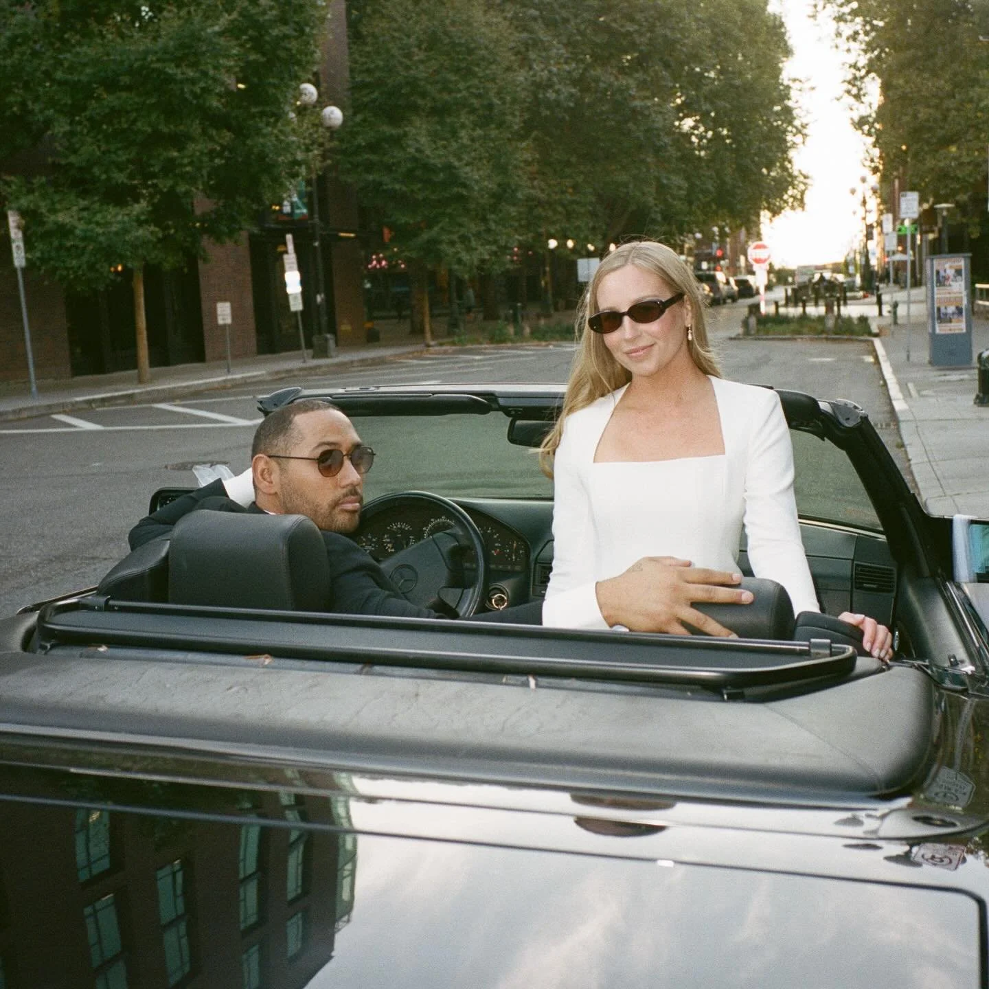 Just married 🕊️

#seattleweddingphotographer 
#seattlecourthousewedding