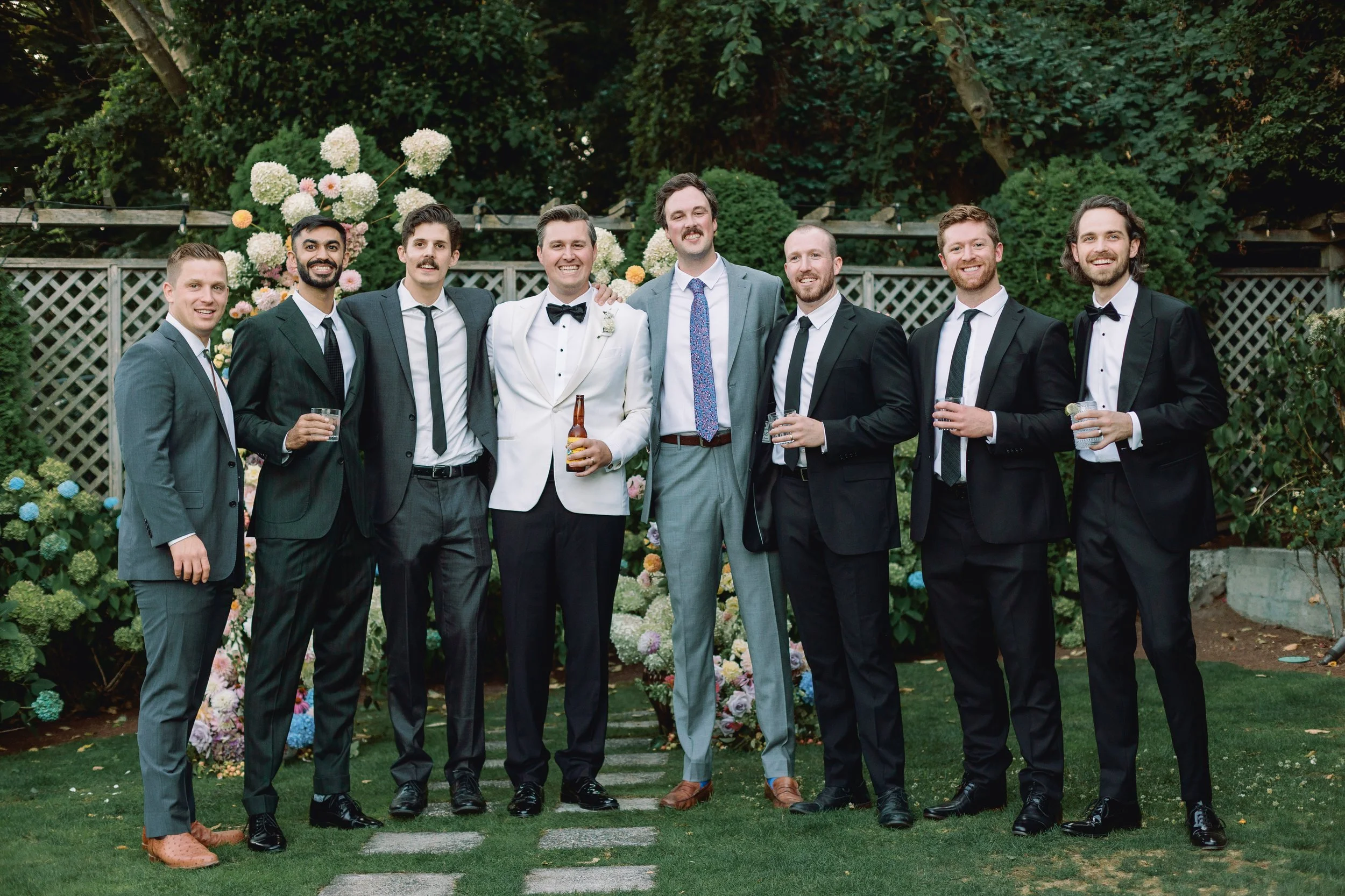 Jack and Leah Admiral House Seattle Wedding Kelly Robbins Photography-27.jpg