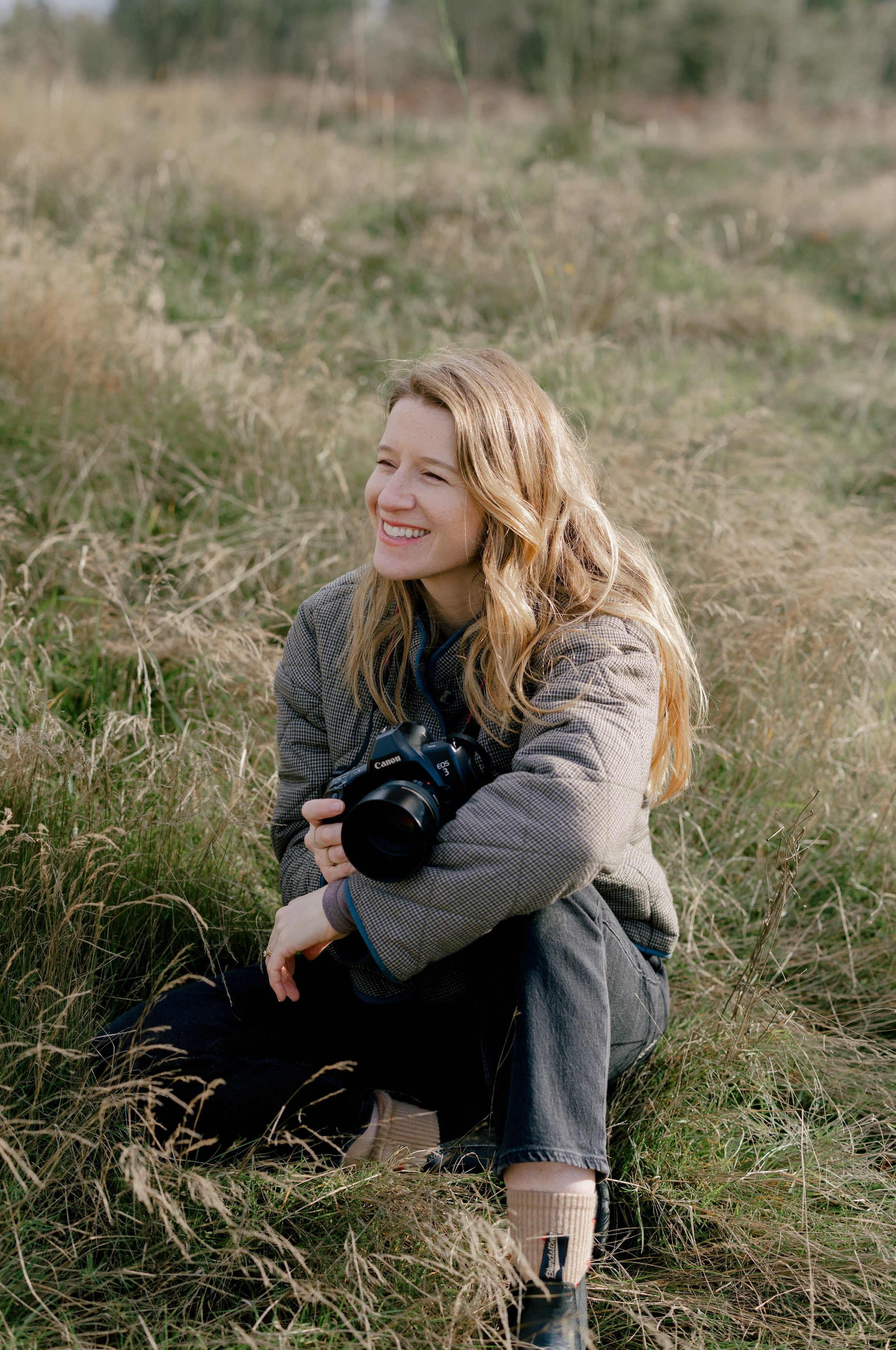 ABOUT KELLY — KELLY ROBBINS PHOTO \u0026 FILM | Seattle Wedding Photographer, image size:2500x3767