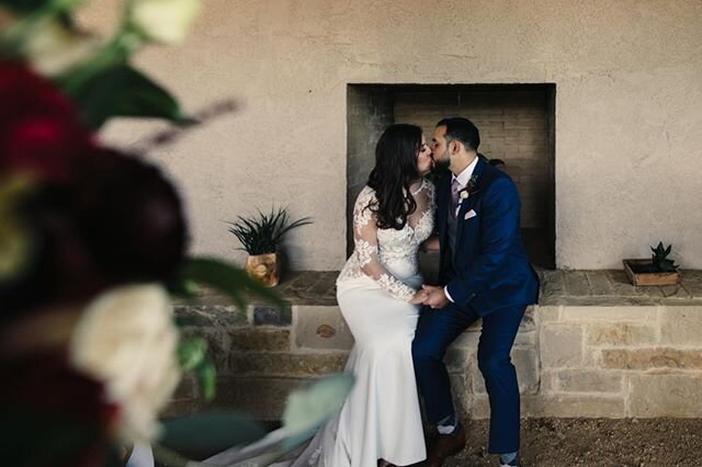 Finding portrait space at a restaurant while surrounded by guests is not always easy but we made it work. ❤️ 2019.
.
.
.

#madelinnegreyphotography #austinweddingphotographer #austinwedding #austinweddings #hillcountrywedding #austinbride
#junebugwed