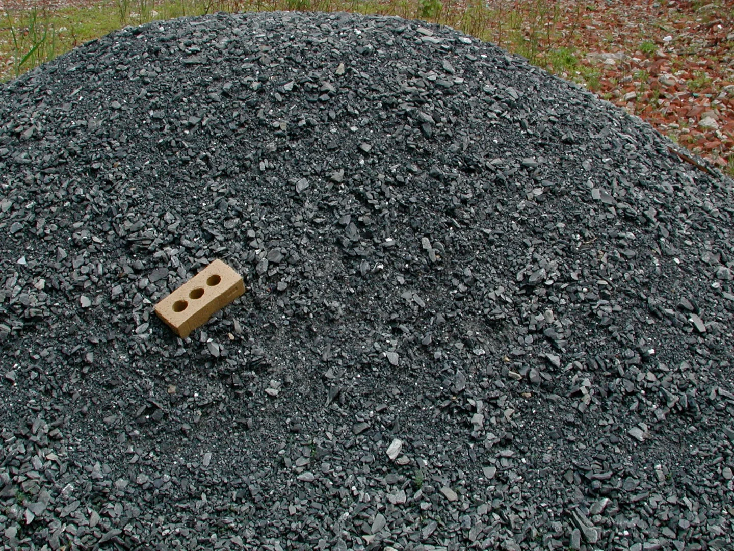 Yellow Rectangle with Black Circles, Williamsburg, Brooklyn 2001