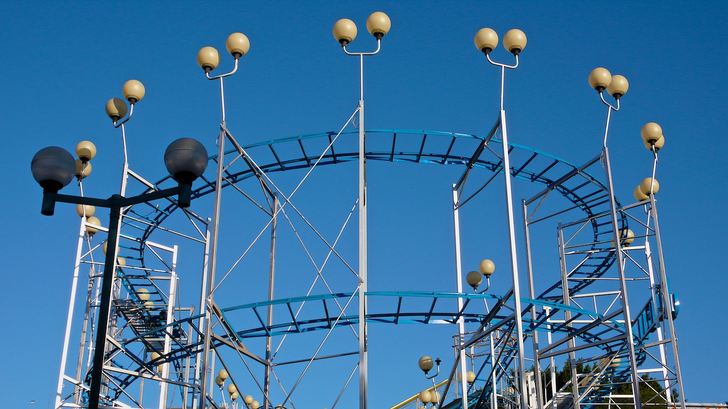 Yellow Balls with Blue Rings, Guadalajara, Jalisco 2007