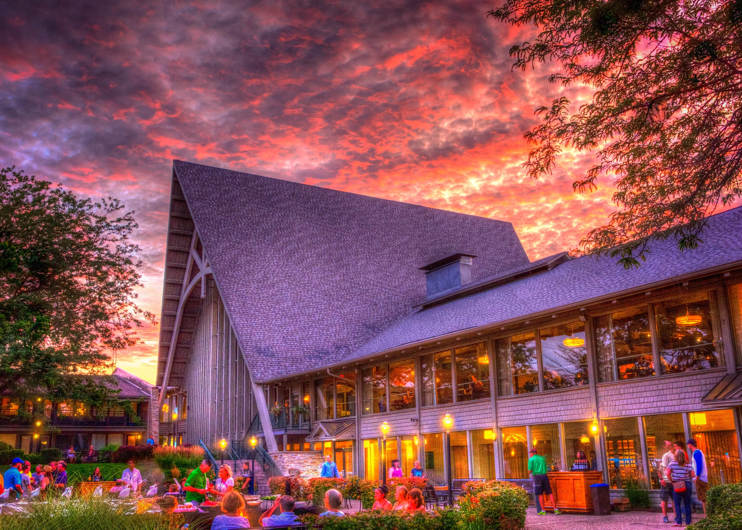 1P0A0605_6_7_8_9_tonemapped.jpg