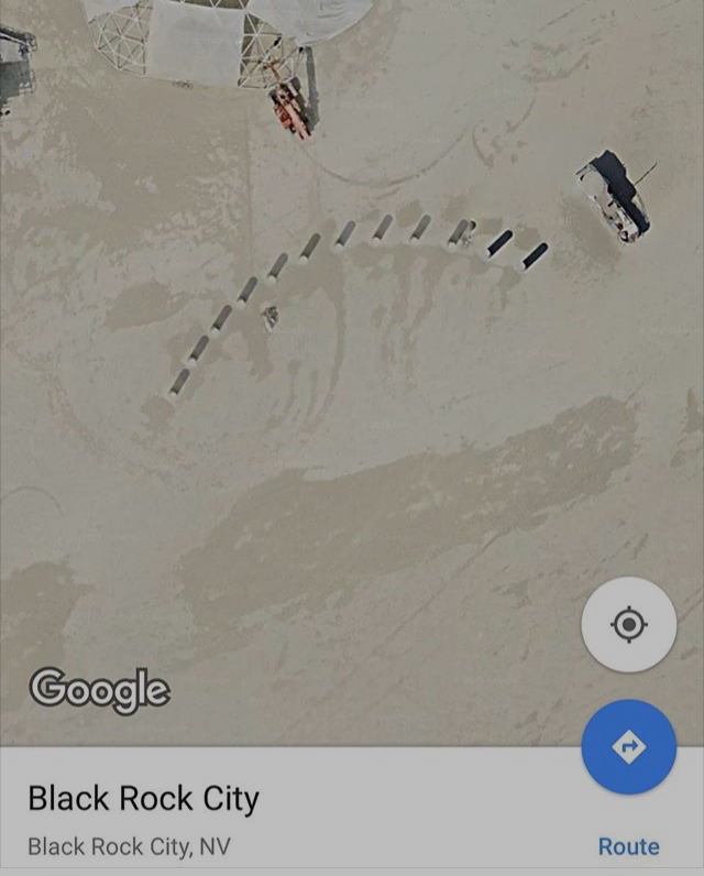 Google satellite photo of the twelve pillars arranged in an arch at Burning Man 2013