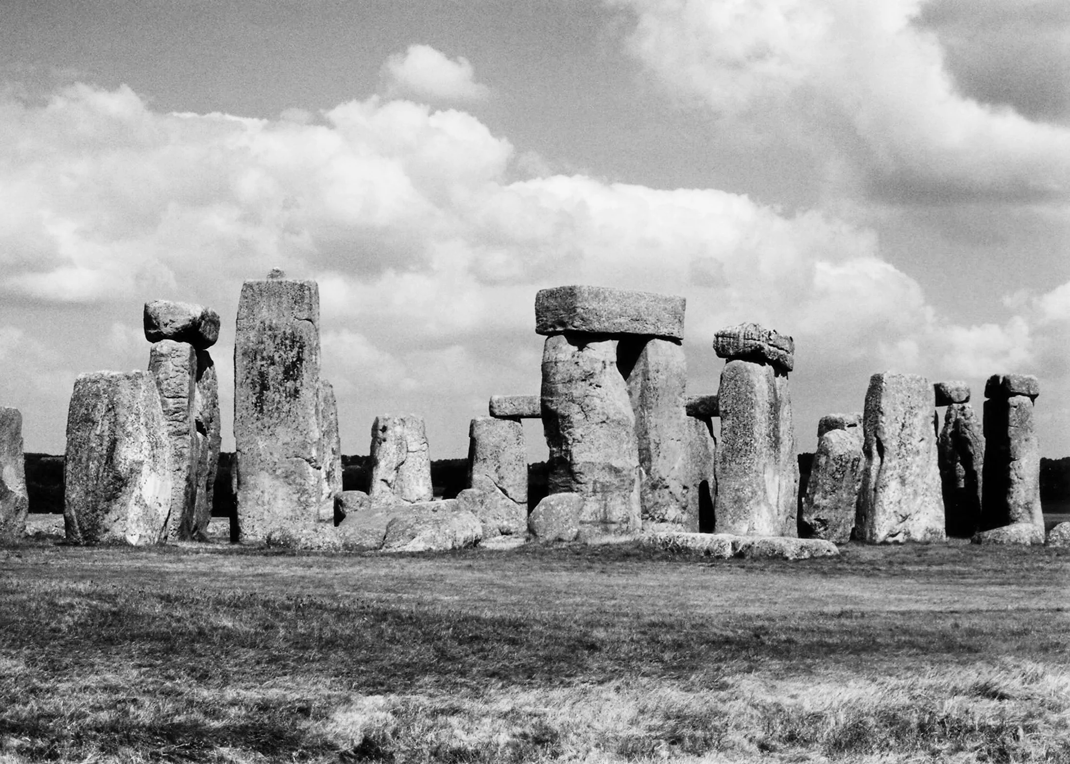 STONEHENGE.JPG