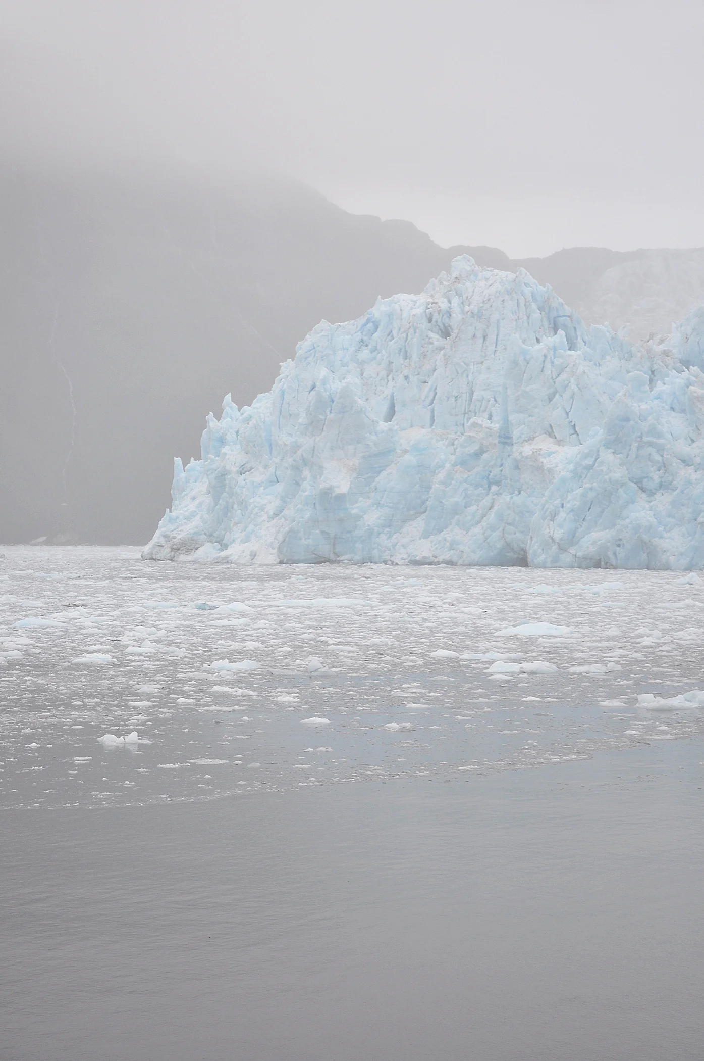 ALASKA GLACIER 1.jpg