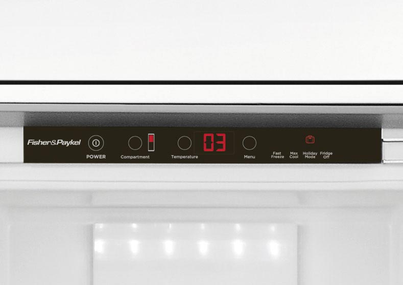 Fisher & Paykel. Integrated Fridge/Freezer