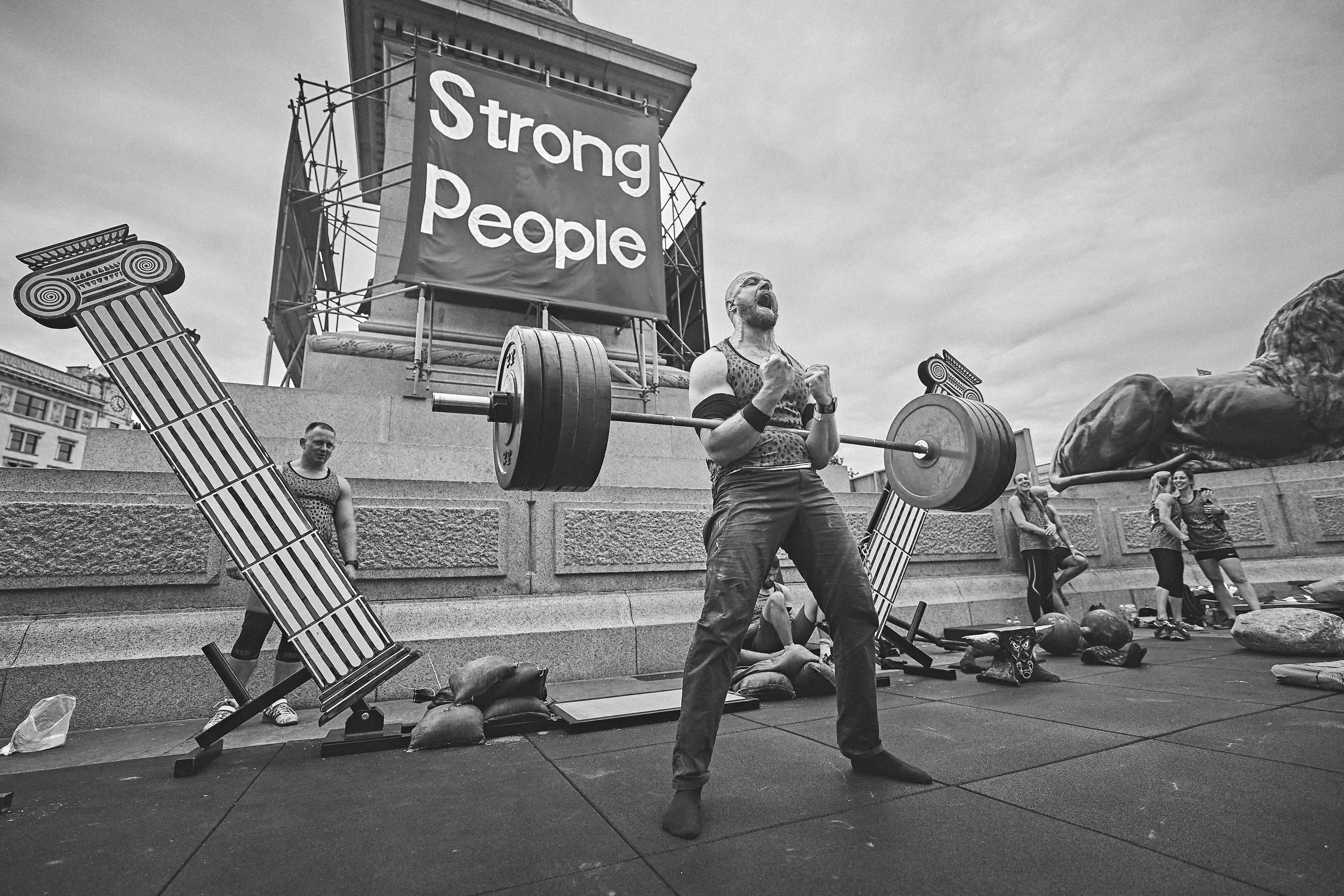 Zercher lift at Trafalgar Square
