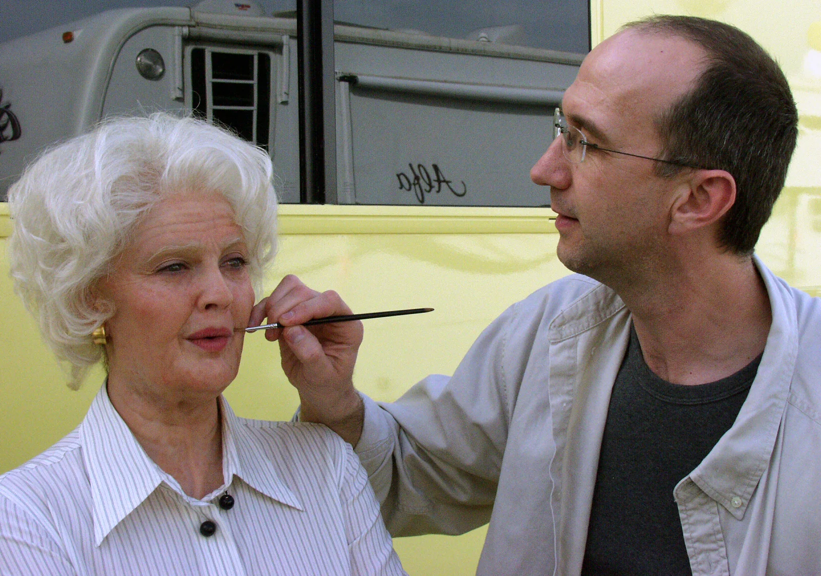 Matthew touching up Drew Barrymore on "Charlie's Angels 2".