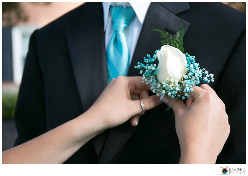 Aubrie-Mike-Perry-Hall-Senior-Prom-May_0002.jpg