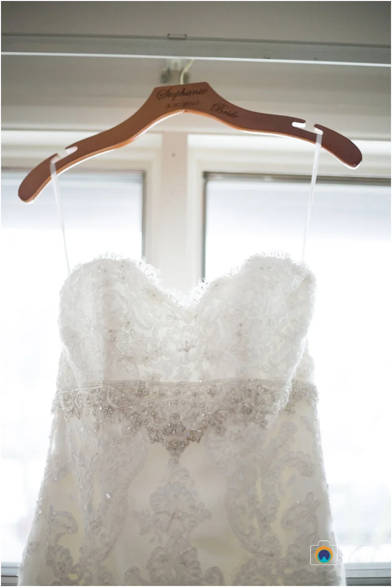 Stephanie-Nick-Shivery-Snowy-Indoor-Wedding-Geneva-Farm-Golf-Course-Wedding-Living-Radiant-Photography-Maggie-Patrick-Nolan_0002.jpg
