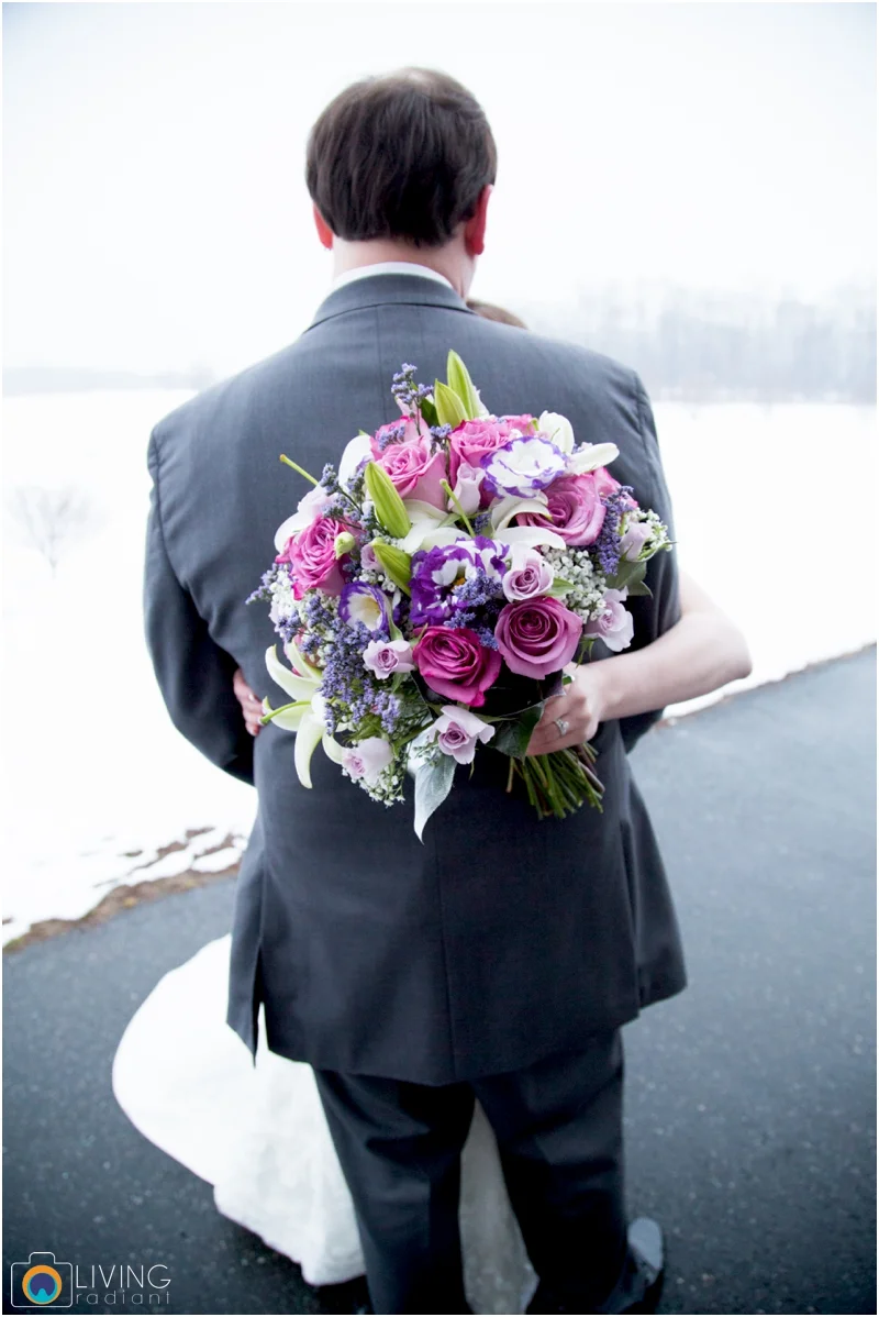 Stephanie-Nick-Shivery-Snowy-Indoor-Wedding-Geneva-Farm-Golf-Course-Wedding-Living-Radiant-Photography-Maggie-Patrick-Nolan_0036.jpg