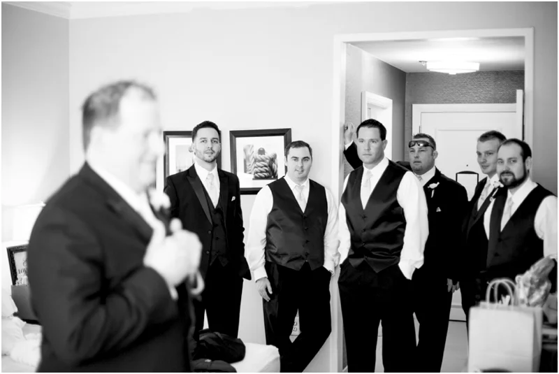jason-liz-gill-wedding-tabrizis-downtown-baltimore-inner-harbor-living-radiant-photography-weddings-federal-hill-canton-square_0008.jpg