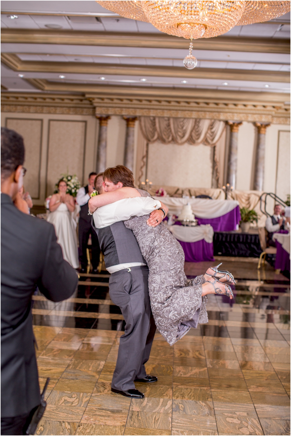 A Martins Valley Mansion Ballroom Wedding in Baltimore by Living Radiant Photography