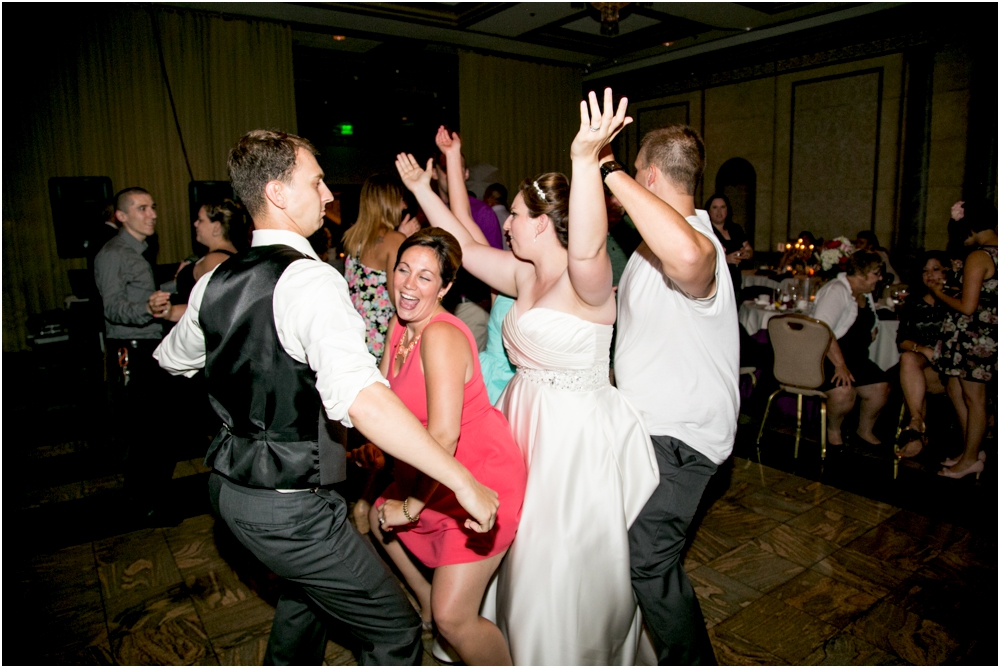 A Martins Valley Mansion Ballroom Wedding in Baltimore by Living Radiant Photography