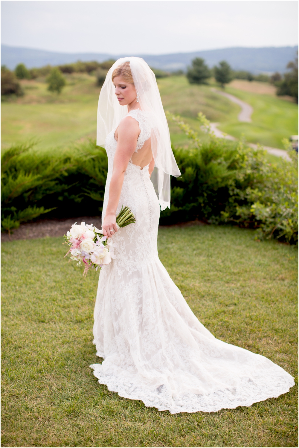 Musket Ridge Golf Course Wedding | Blush & Lavender Ombre Inspired Wedding | Country Club Wedding | Living Radiant Photography