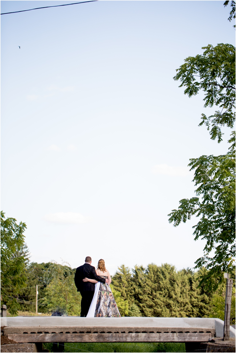 Gillbrook Farms Wedding | Camo Inspired Wedding | Barn Wedding | Living Radiant Photography