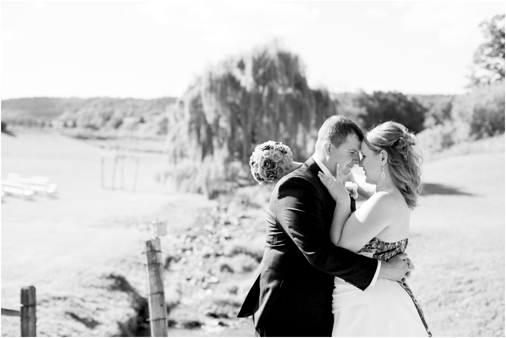 Gillbrook Farms Wedding | Camo Inspired Wedding | Barn Wedding | Living Radiant Photography