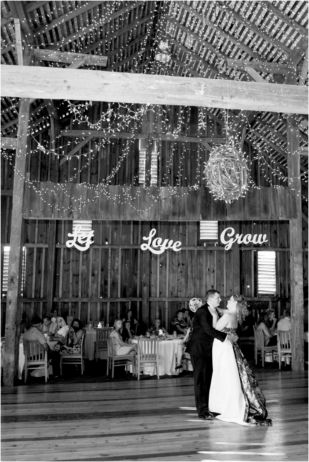 Gillbrook Farms Wedding | Camo Inspired Wedding | Barn Wedding | Living Radiant Photography