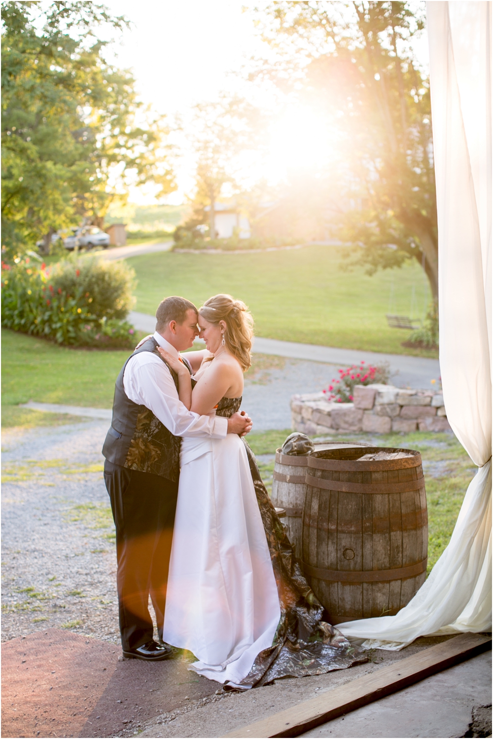 Gillbrook Farms Wedding | Camo Inspired Wedding | Barn Wedding | Living Radiant Photography