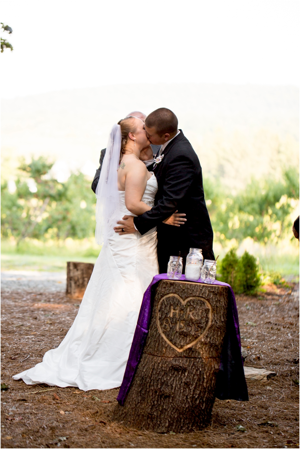 Welker Round Barn Farm Market Outdoor Wedding Living Radiant Photography-65_0073.jpg