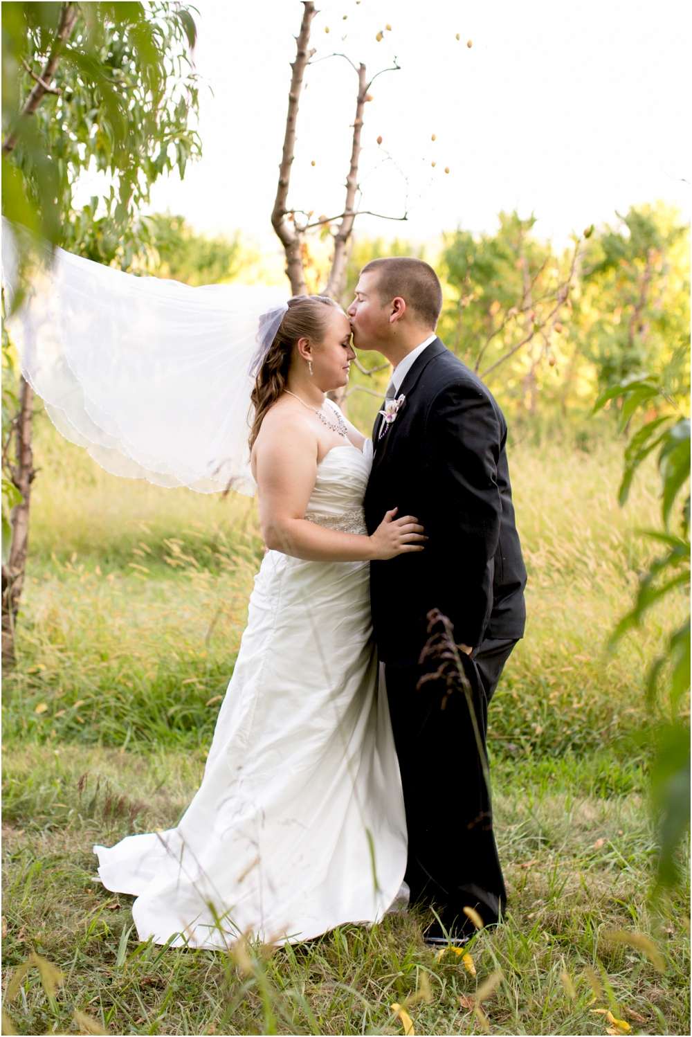 Welker Round Barn Farm Market Outdoor Wedding Living Radiant Photography-65_0094.jpg