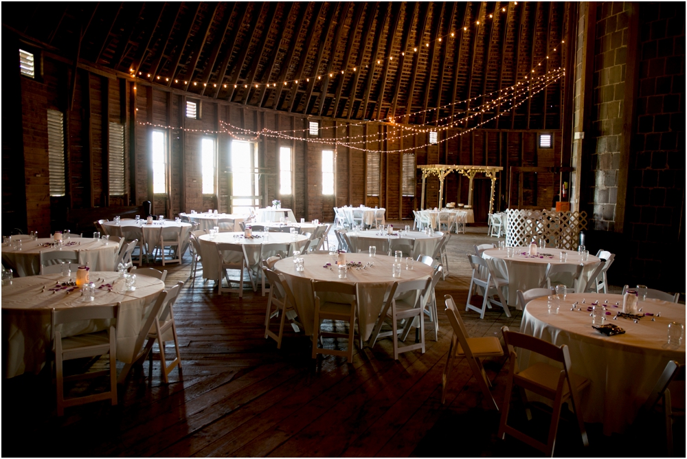 Welker Round Barn Farm Market Outdoor Wedding Living Radiant Photography-65_0113.jpg