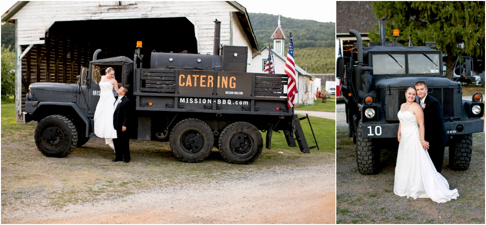 Welker Round Barn Farm Market Outdoor Wedding Living Radiant Photography-65_0134.jpg