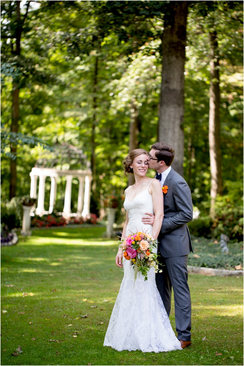 daniel chrissy gramercy mansion outdoor garden wedding living radiant photography_0109.jpg