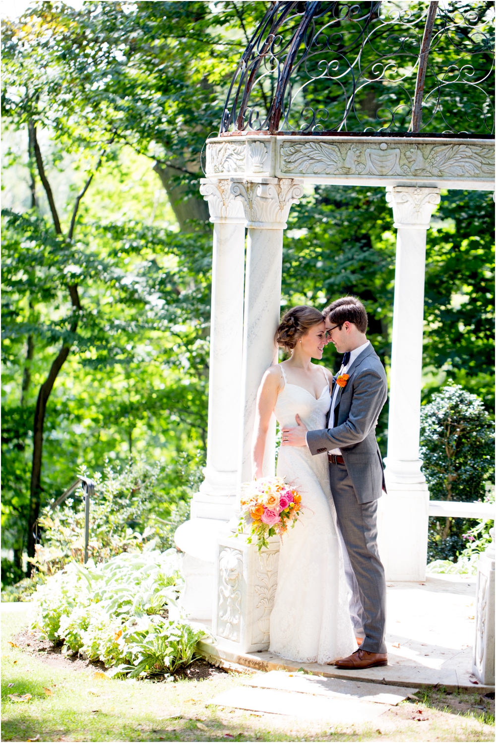 daniel chrissy gramercy mansion outdoor garden wedding living radiant photography_0111.jpg