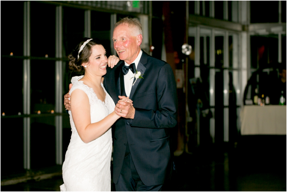 eva dave boyce baltimore museum of industry wedding living radiant photography photos_0125.jpg