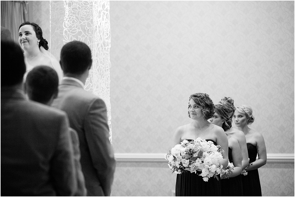 baltimore marriott waterfront wedding living radiant photograpy victoria clausen florals fiscus photos_0093.jpg