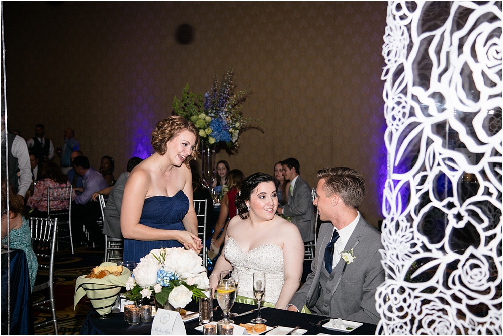 baltimore marriott waterfront wedding living radiant photograpy victoria clausen florals fiscus photos_0147.jpg