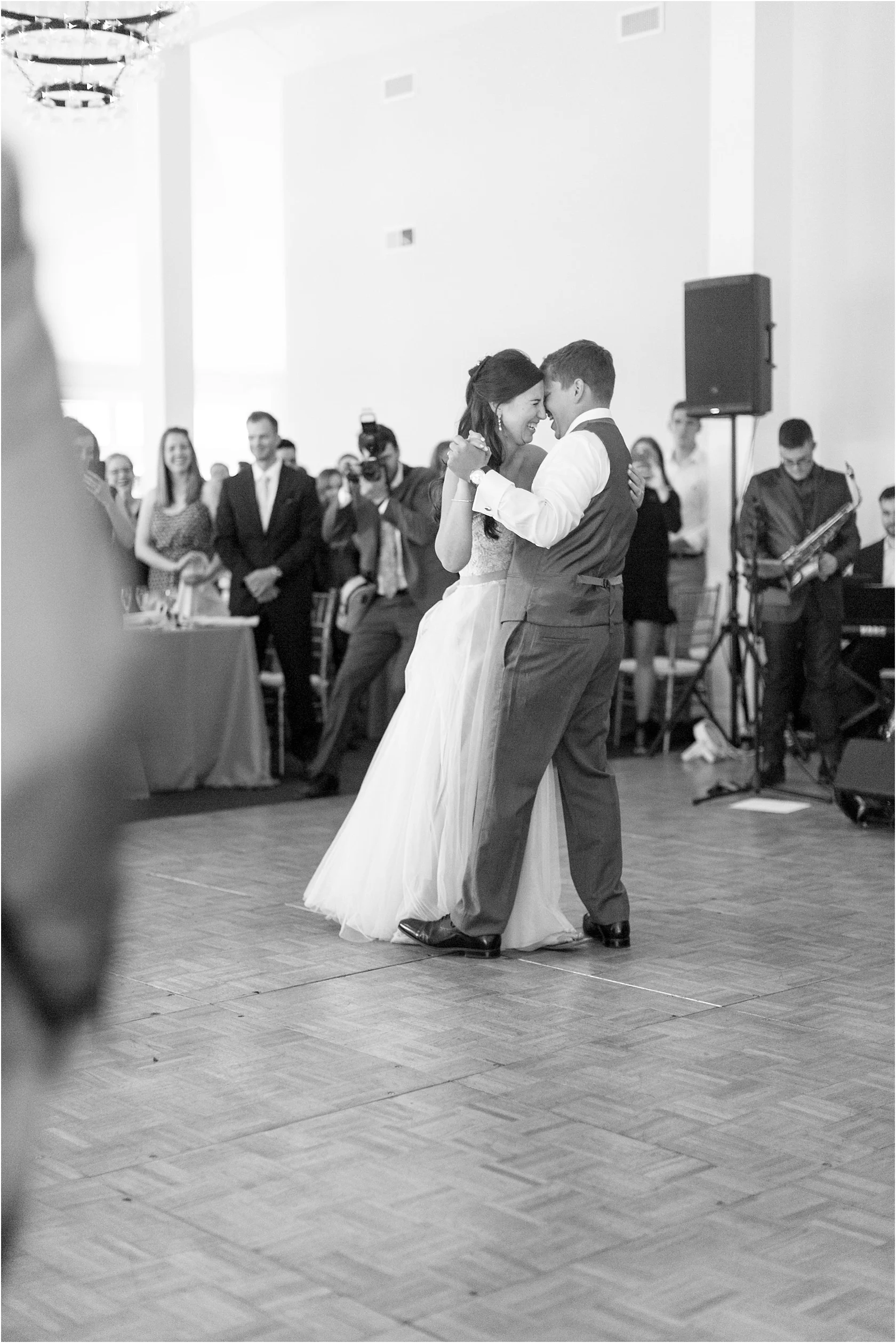 Ousborne Springfield Manor Wedding Living Radiant Photography photos_0149.jpg