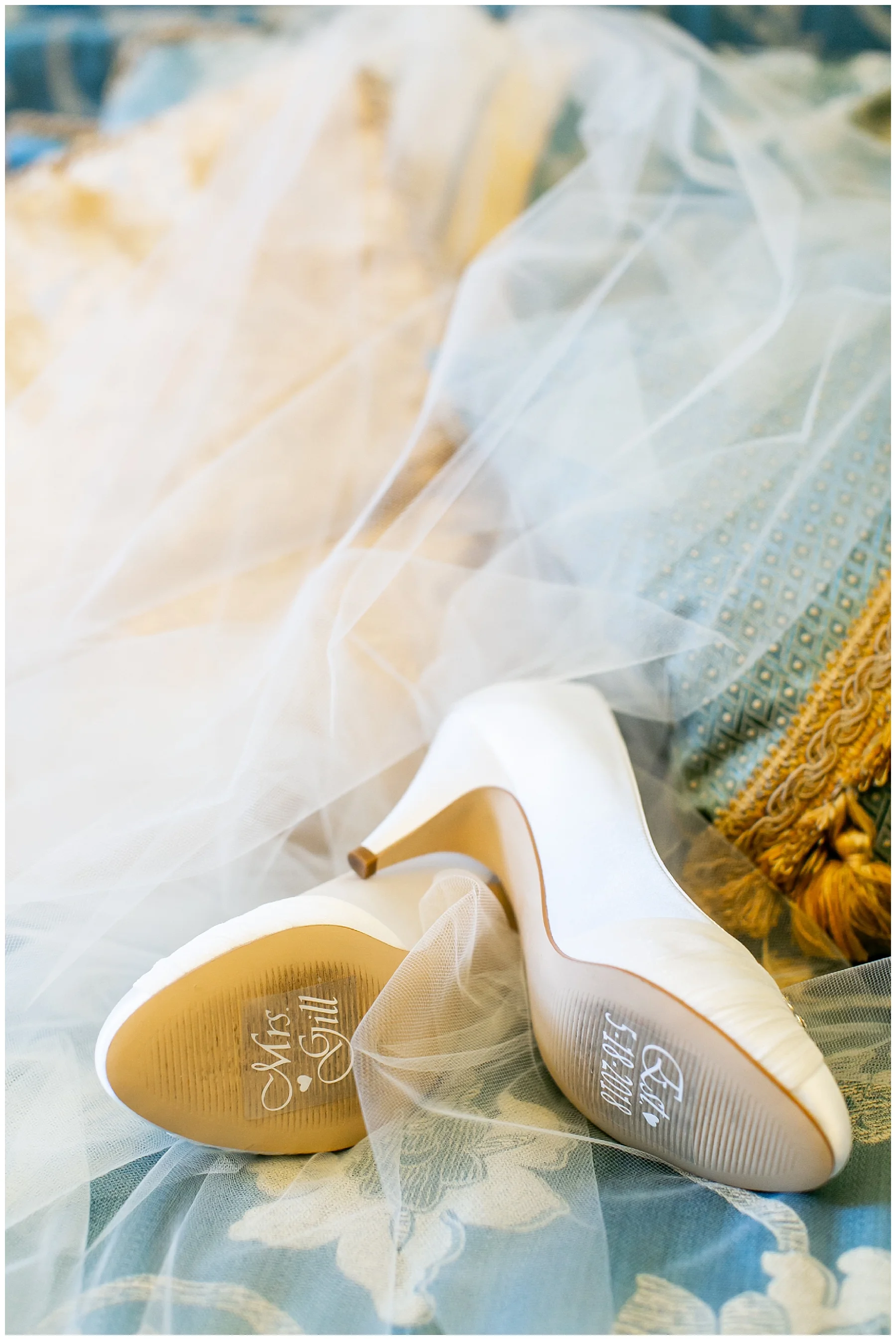 Ashley + Kevin Gramercy Mansion Rainy Day Baltimore Wedding Living Radiant Photography photos_0006.jpg