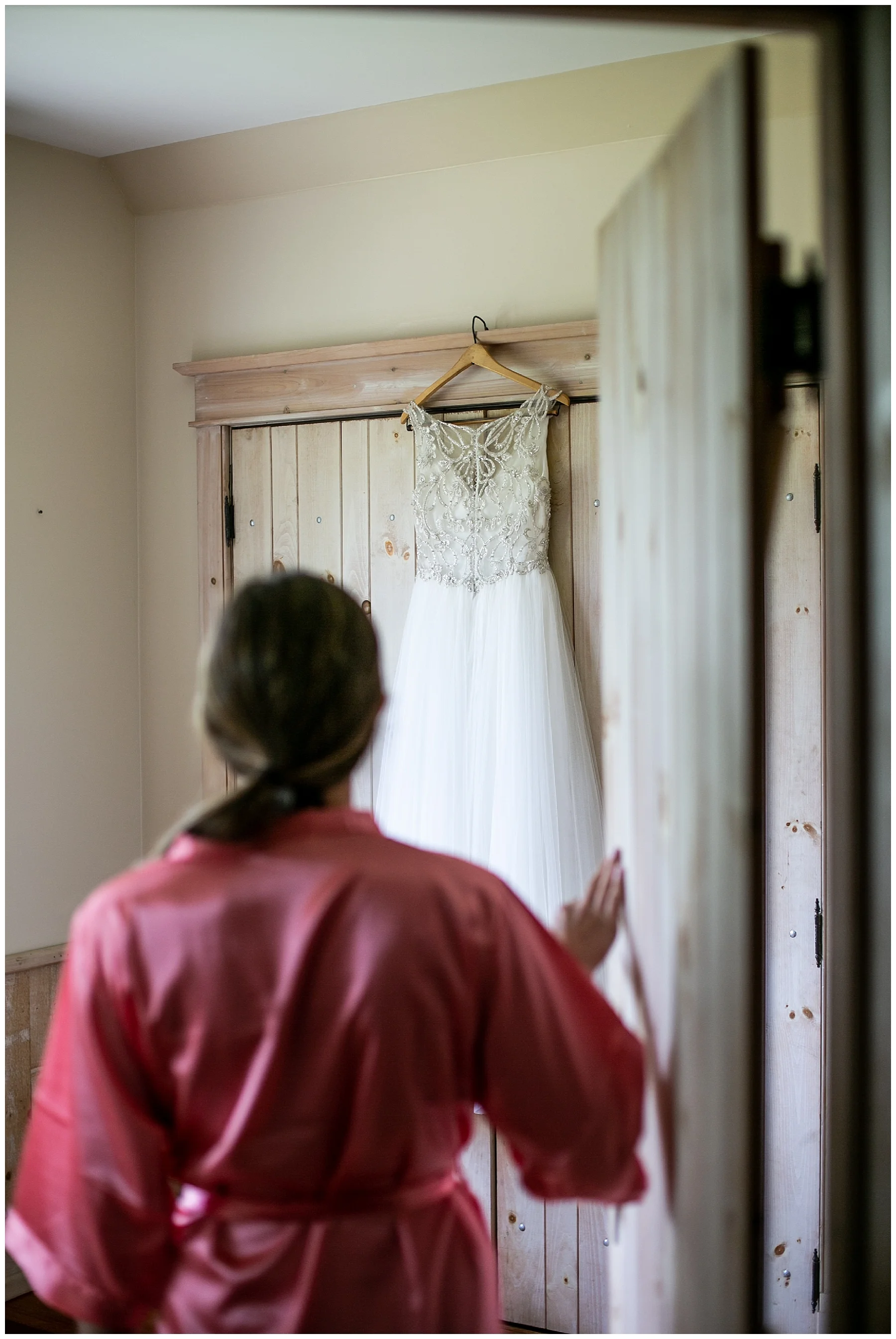 Chelsea Phil Bohemia River Overlook Wedding Living Radiant Photography photos_0005.jpg