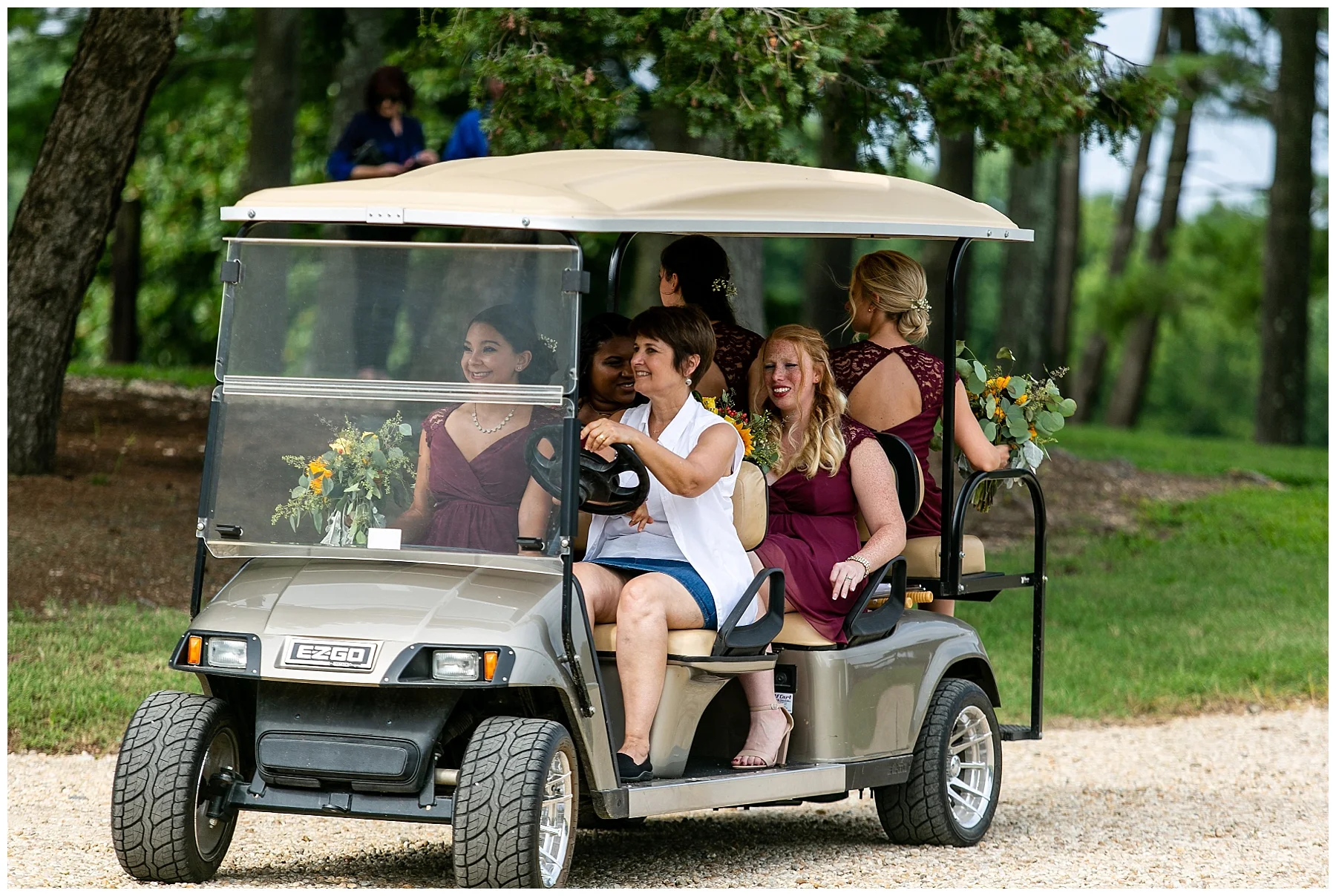 SarahJake-RobinHillWedding-LivingRadiantPhotography-photos_26.jpg