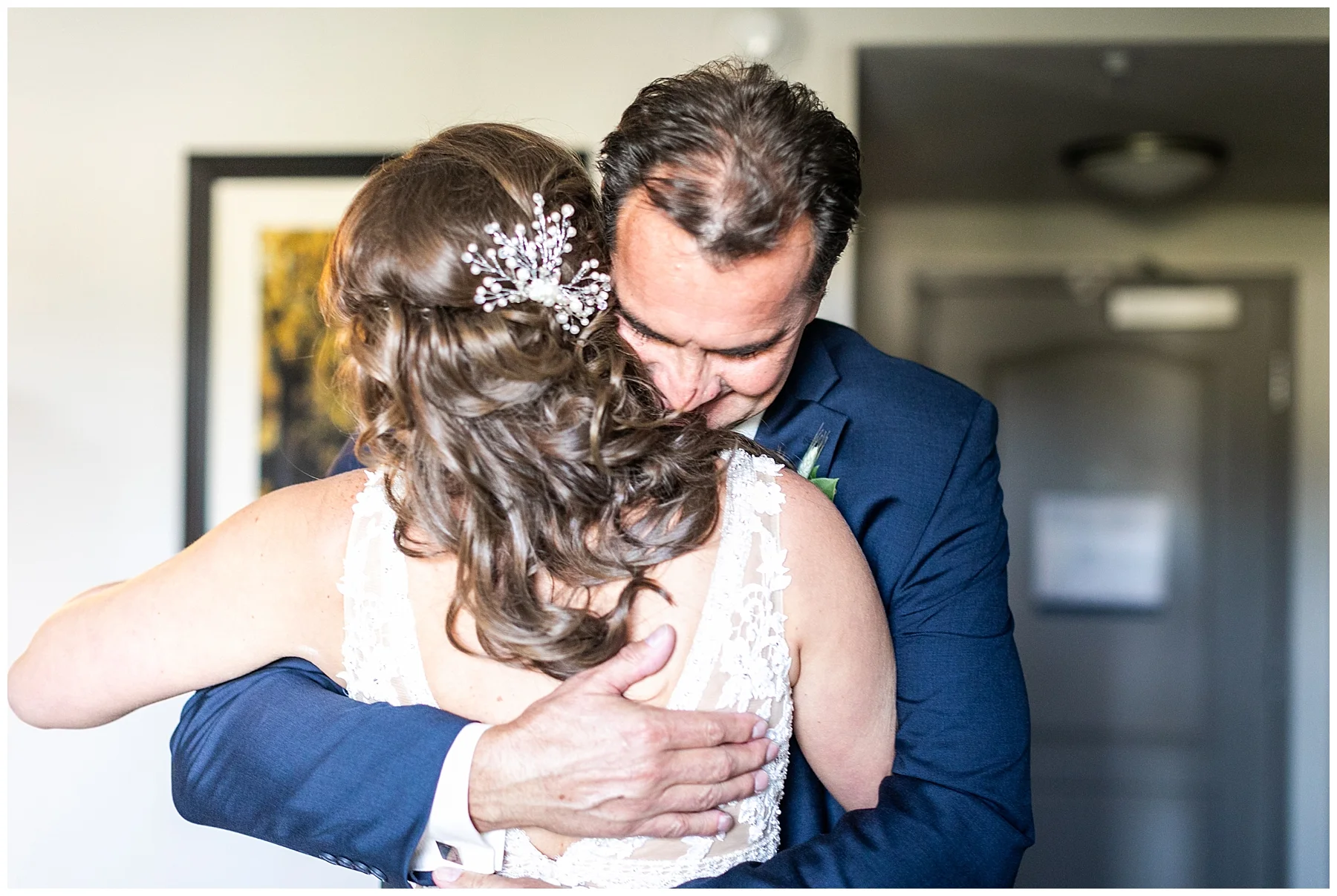 MoniqueDavidTheGreatRoomatSavageMillsWeddingLivingRadiantPhotographyphotos_0021.jpg