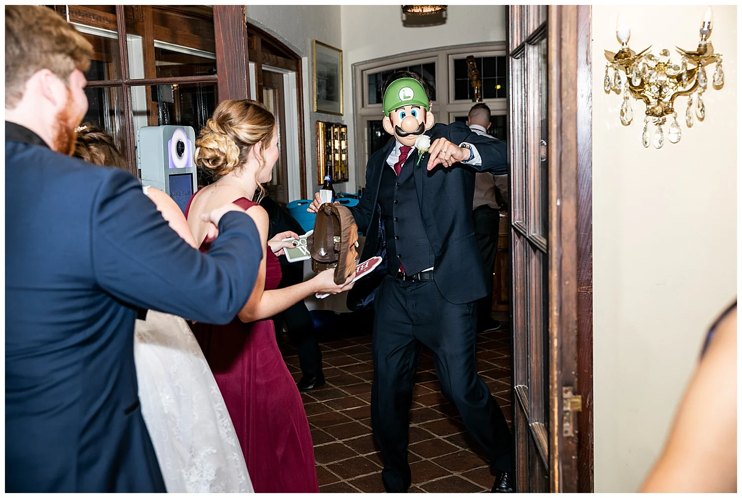 AmyEliottGramercyMansionOutdoorWeddingLivingRadiantPhotographyphotos stomped_0087.jpg