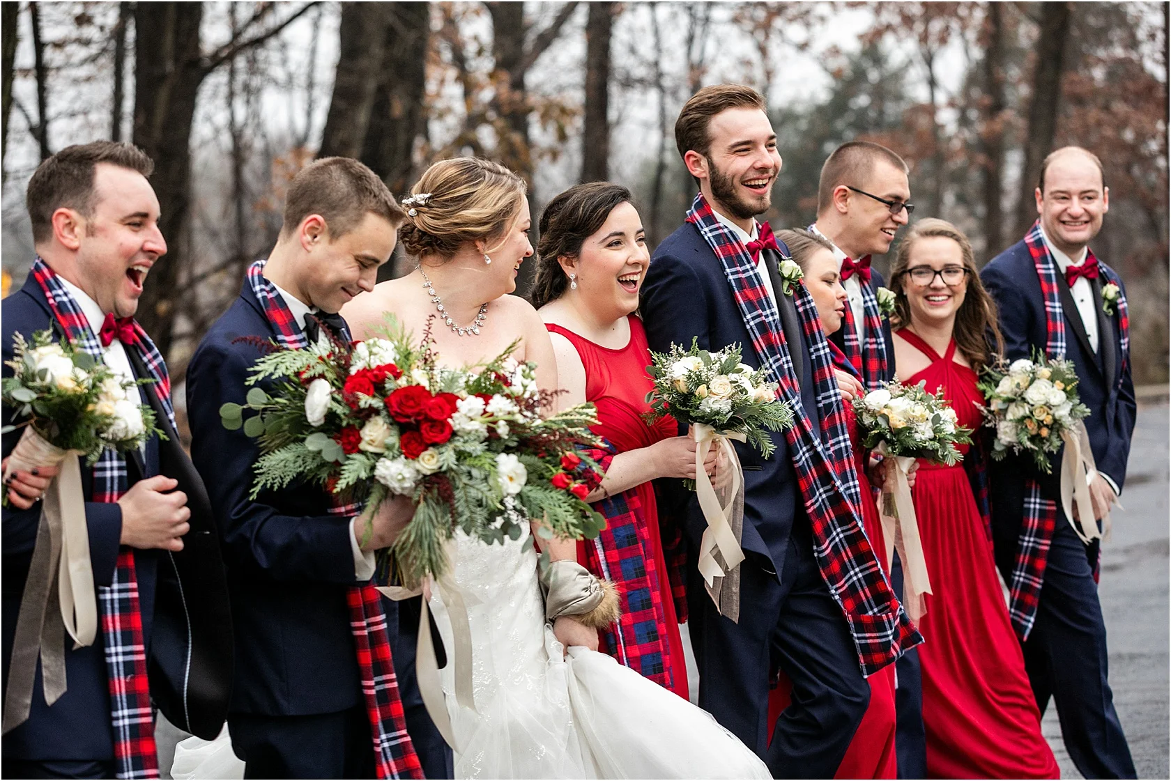 SarahGraysonLodgeatSenecaCreekWeddingLivingRadiantPhotographyPhotosedited-stomped_0020.jpg