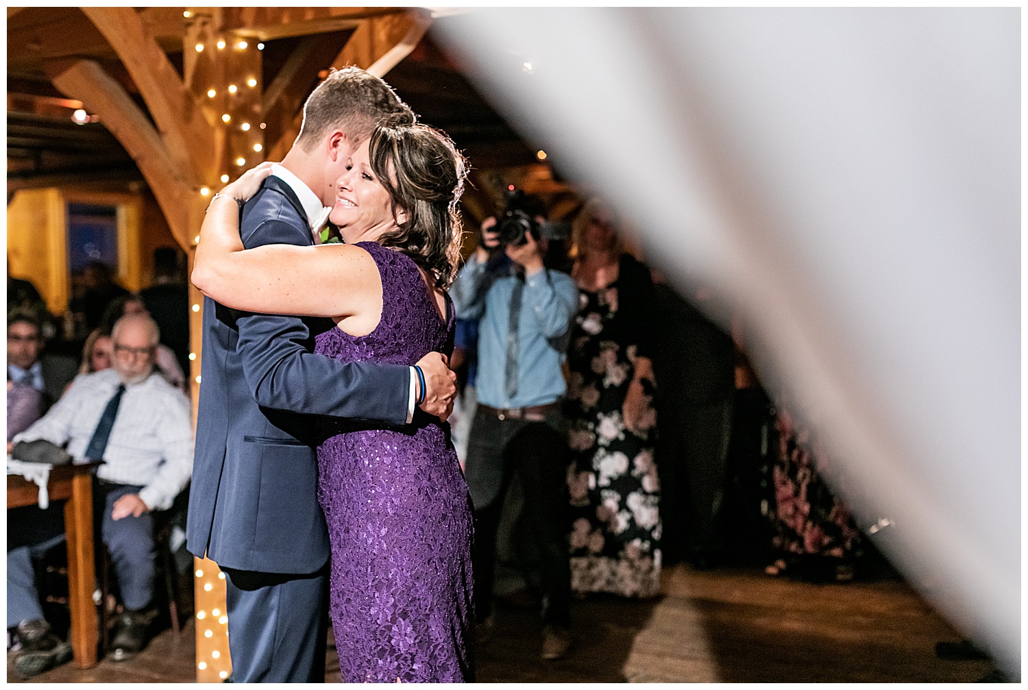 Aubrie Brendan Thousand Acre Farm Rainy Day Wedding Wedding Living Radiant Photography photos edited_0122.jpg