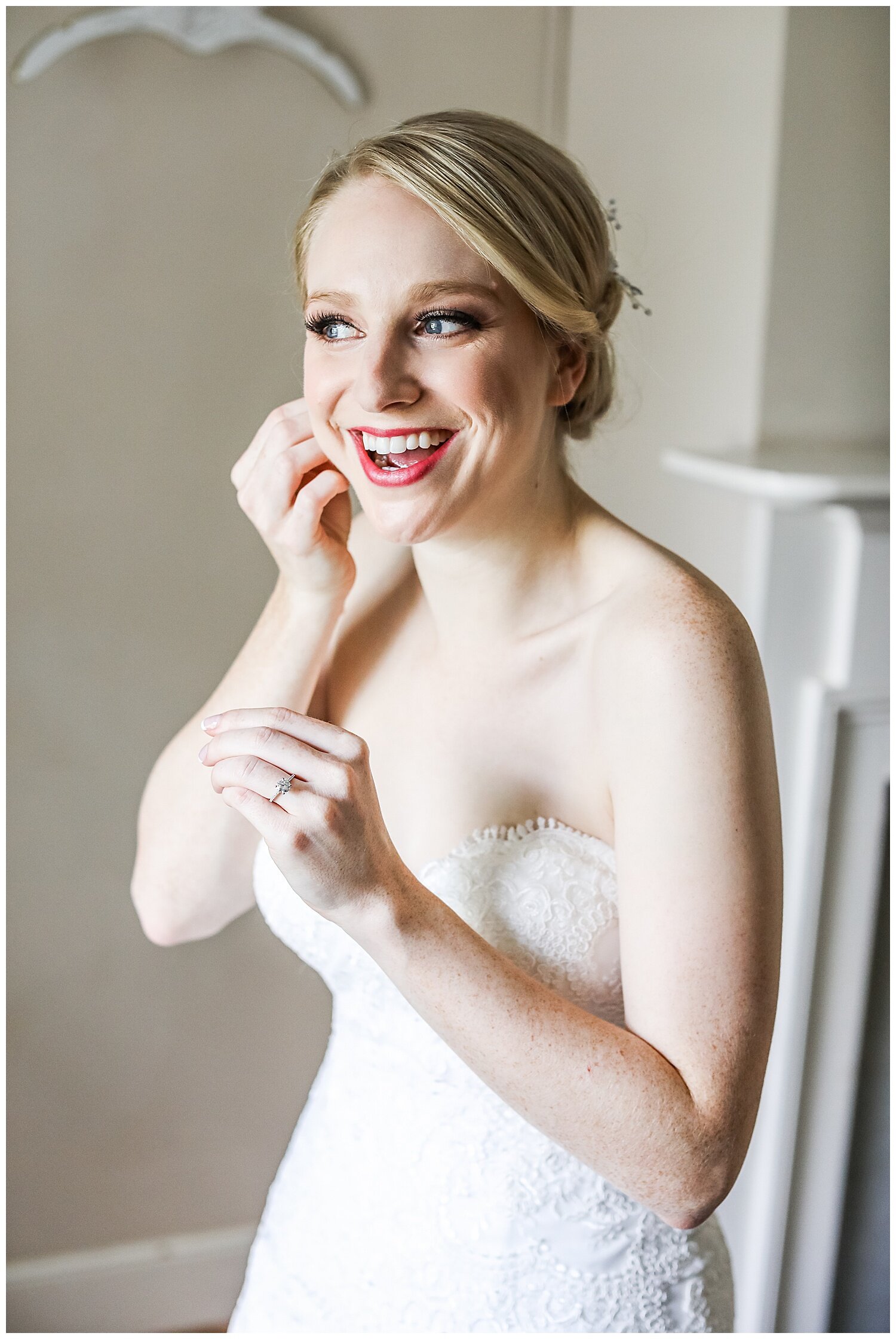 Katie Brandon Springfield Manor Wedding Living Radiant Photography_08.jpg