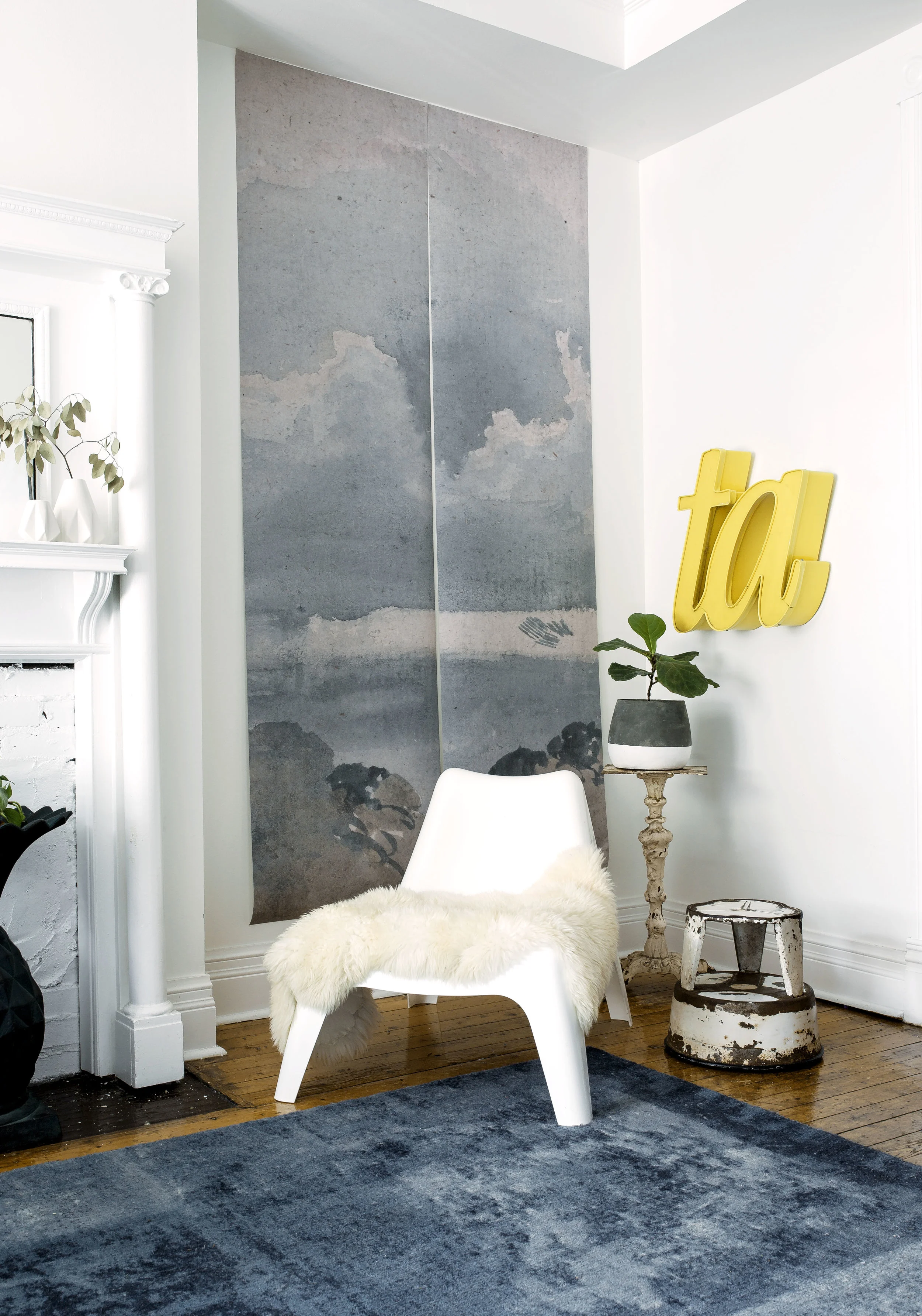 AnnaChurch_Home_Lounge3.jpg