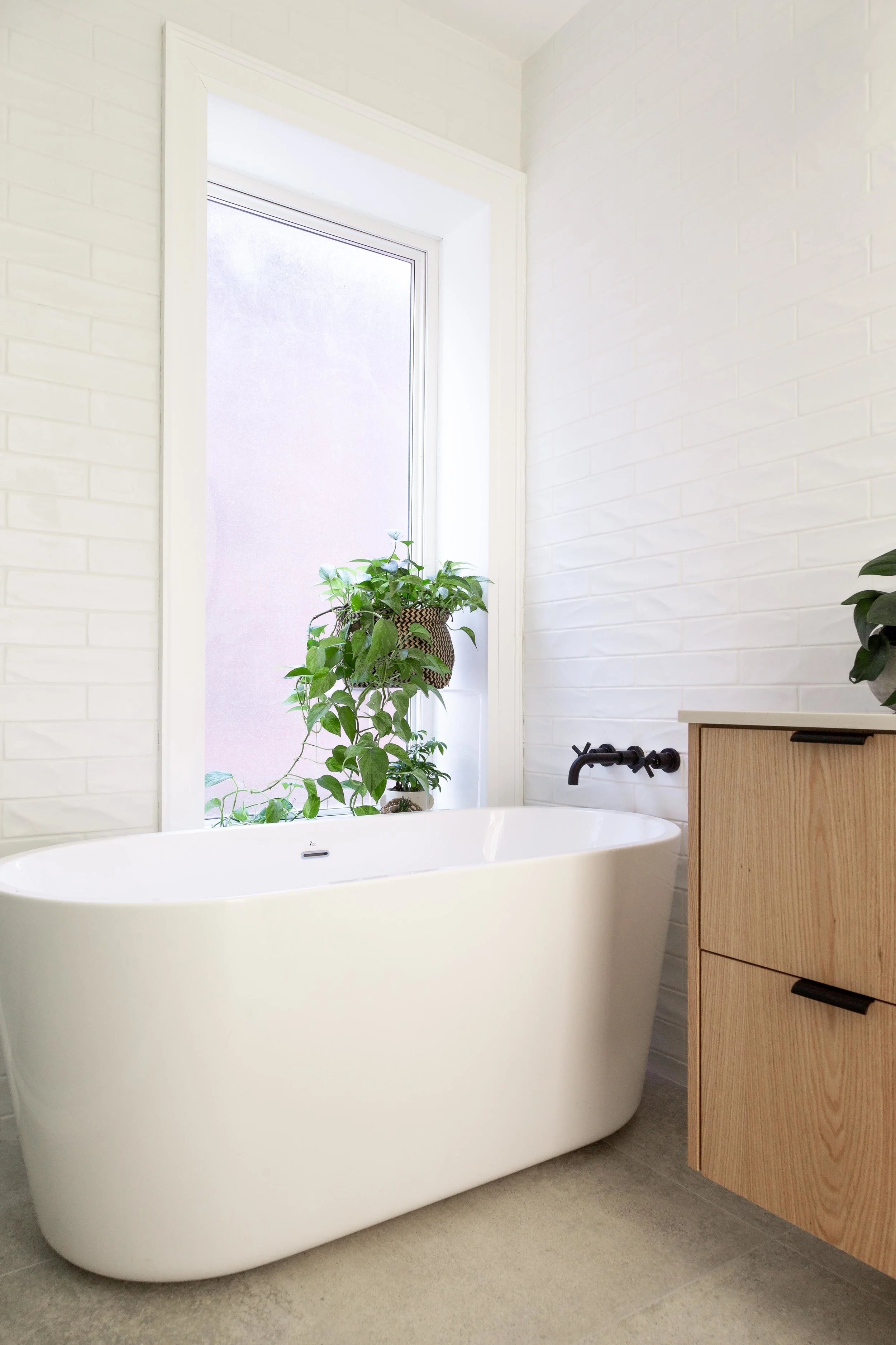 AnnaChurch_GrantSt_Reno_AfterBathroom2019-3.jpg