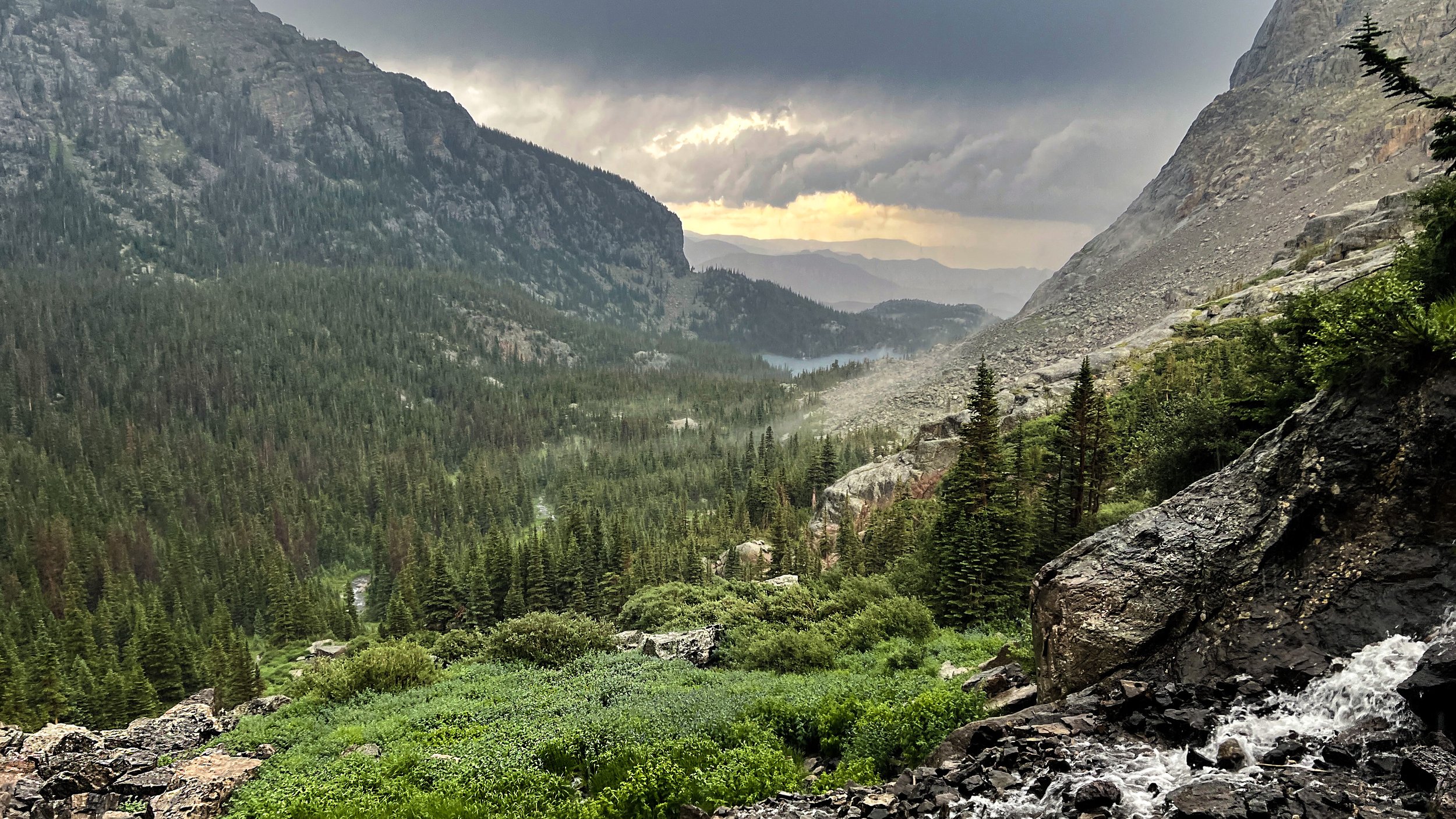 Rocky Mountain National Park (in the rain) - Estes Park, Colorado