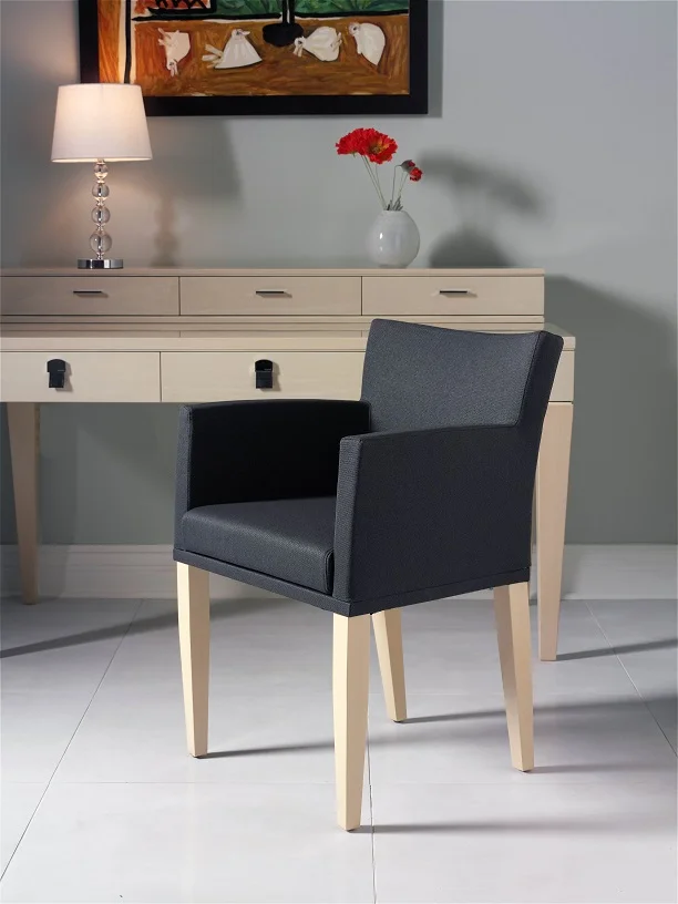 Seating 655101.jpg
