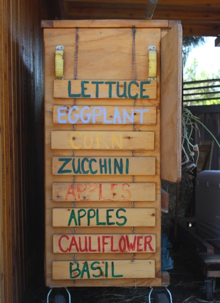 sign-wooden2.jpg