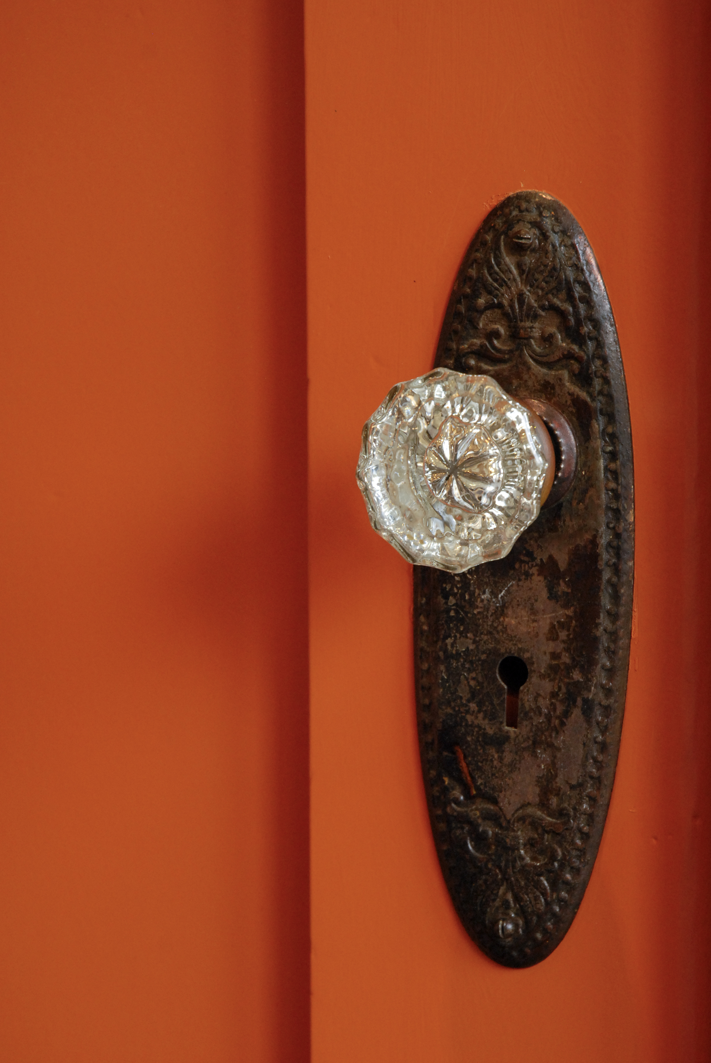 Knobs are a flea market treasure